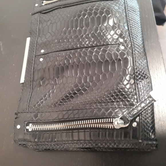 Vintage Calvin Klein SnakeSkin Bag - Picture 7 of 9